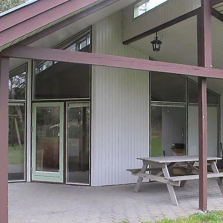 Three-bedroom Holiday In Idestrup 5 Semesterbostad Bøtø By