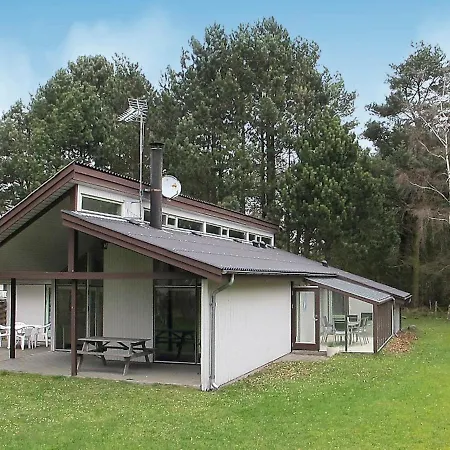 Semesterbostad Three-bedroom Holiday In Idestrup 5
